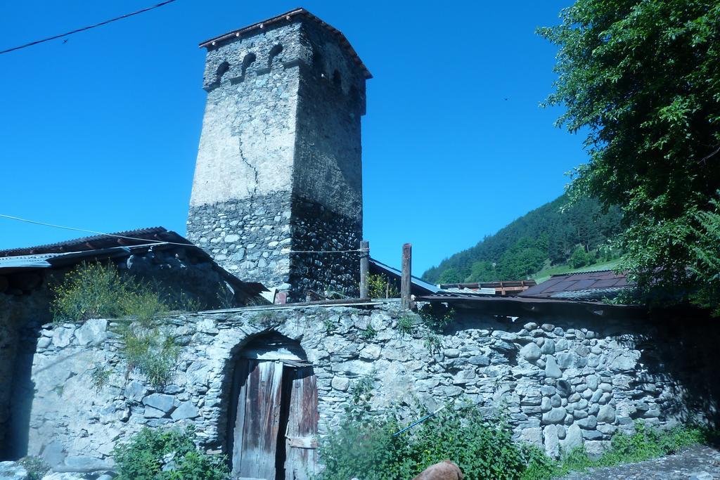 Guest House Chuta In Lagami Mestia Dış mekan fotoğraf