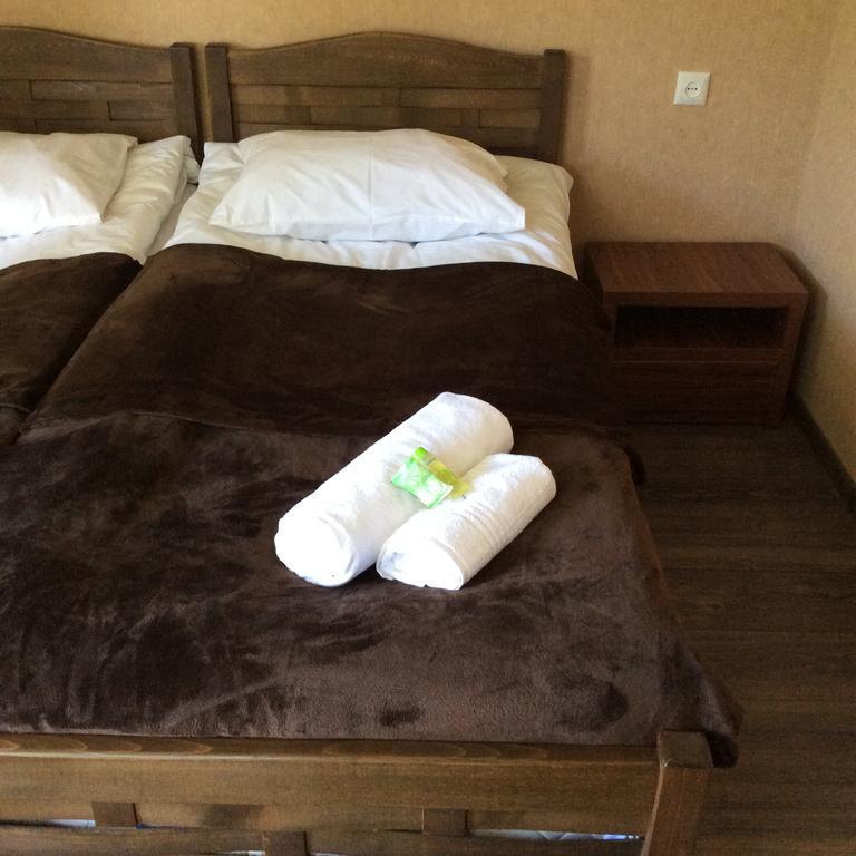 Guest House Chuta In Lagami Mestia Dış mekan fotoğraf